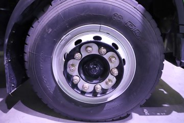 ����Ծ�������� 4.2L���� 200���� 4X2 ��ʿ��8�� 4.2����ж��ͼƬ