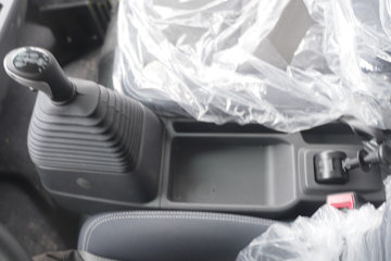 ����Ǭ��K6 2.5L���� 185���� ��ʿ��8�� 4.17�׵�����ʽ�ῨͼƬ