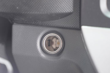 ����Ǭ��K6 2.5L���� 185���� ��ʿ��8�� 4.17�׵�����ʽ�ῨͼƬ