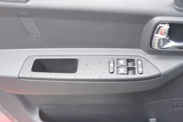 ����Ǭ��K6 2.5L���� 185���� ��ʿ��8�� 4.17�׵�����ʽ�ῨͼƬ