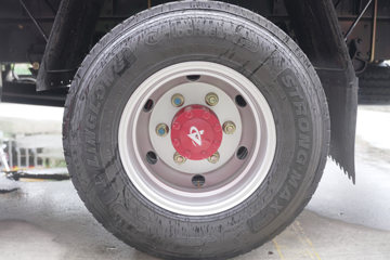 ����Ǭ��K6 2.5L���� 185���� ��ʿ��8�� 4.17�׵�����ʽ�ῨͼƬ