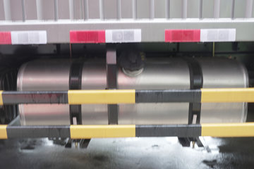 ����Ǭ��K6 2.5L���� 185���� ��ʿ��8�� 4.17�׵�����ʽ�ῨͼƬ