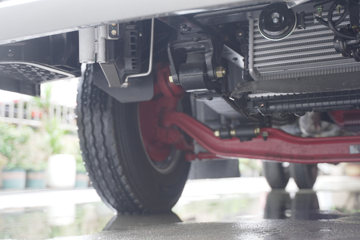 ����Ǭ��K6 2.5L���� 185���� ��ʿ��8�� 4.17�׵�����ʽ�ῨͼƬ