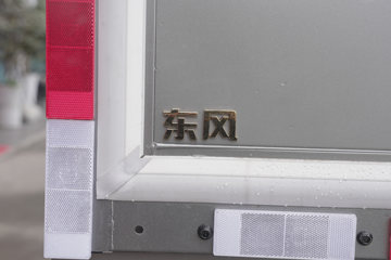 ����Ǭ��K6 2.5L���� 185���� ��ʿ��8�� 4.17�׵�����ʽ�ῨͼƬ