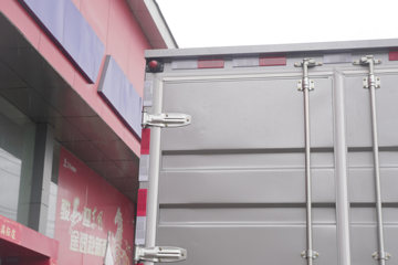 ����Ǭ��K6 2.5L���� 185���� ��ʿ��8�� 4.17�׵�����ʽ�ῨͼƬ