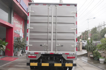 ����Ǭ��K6 2.5L���� 185���� ��ʿ��8�� 4.17�׵�����ʽ�ῨͼƬ