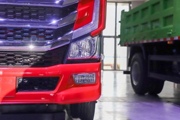 Ծ������H3 2.5L���� 180���� 4X2 ��ʿ��10�� 3.15�׵�����ж��ͼƬ