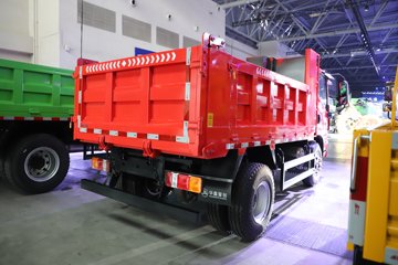 Ծ������H3 2.5L���� 180���� 4X2 ��ʿ��10�� 3.15�׵�����ж��ͼƬ