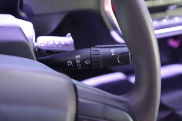 Ծ������H3 2.5L���� 180���� 4X2 ��ʿ��10�� 3.15�׵�����ж��ͼƬ