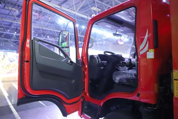 Ծ������H3 2.5L���� 180���� 4X2 ��ʿ��10�� 3.15�׵�����ж��ͼƬ