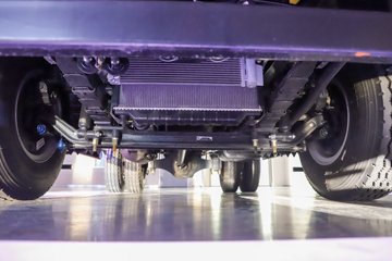 Ծ������H3 2.5L���� 180���� 4X2 ��ʿ��10�� 3.15�׵�����ж��ͼƬ