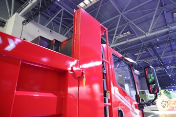 Ծ������H3 2.5L���� 180���� 4X2 ��ʿ��10�� 3.15�׵�����ж��ͼƬ