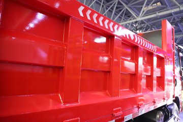 Ծ������H3 2.5L���� 180���� 4X2 ��ʿ��10�� 3.15�׵�����ж��ͼƬ