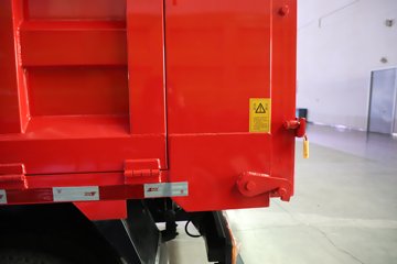 Ծ������H3 2.5L���� 180���� 4X2 ��ʿ��10�� 3.15�׵�����ж��ͼƬ