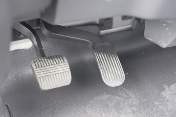 ���������D6-L ���ذ� 2.5L���� 185���� ��ʿ��8�� ��ɲ 4.17�׵�����ʽ�ῨͼƬ