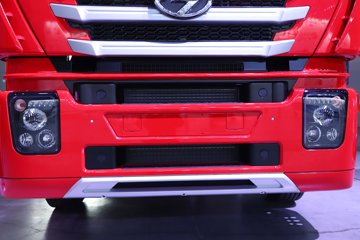 �������ҽ�ʨ ���ذ� 12.8L LNG 520���� 6X4 ��ʿ��12�� ǣ����ͼƬ