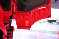 上汽红岩杰狮 标载版 12.8L LNG 520马力 6X4 法士特12档 牵引车 上汽红岩杰狮 标载版 12.8L LNG 520马力 6X4 法士特12档 牵引车