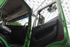 上汽红岩杰狮 重载版 西藏版 12.9L柴油 560马力 8X4 13档 6.5米排半自卸车 上汽红岩杰狮 重载版 西藏版 12.9L柴油 560马力 8X4 13档 6.5米排半自卸车