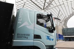 上汽红岩i杰狮 6X4 纯电动牵引车 宁德时代600kWh 上汽红岩i杰狮 6X4 纯电动牵引车 宁德时代600kWh