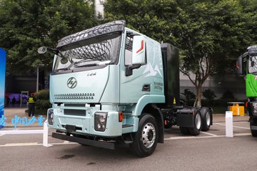 上汽红岩i杰狮 6X4 纯电动牵引车 宁德时代600kWh