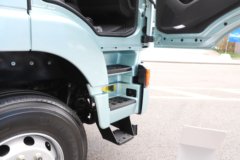 上汽红岩i杰狮 6X4 纯电动牵引车 宁德时代600kWh 上汽红岩i杰狮 6X4 纯电动牵引车 宁德时代600kWh