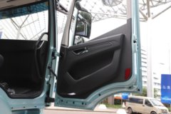 上汽红岩i杰狮 6X4 纯电动牵引车 宁德时代600kWh 上汽红岩i杰狮 6X4 纯电动牵引车 宁德时代600kWh