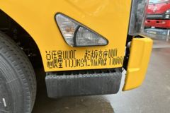 江铃汽车凯运+ 中体 2.5L柴油 156马力 万里扬6档 气刹 3.2米双排栏板轻卡 江铃汽车凯运+ 中体 2.5L柴油 156马力 万里扬6档 气刹 3.2米双排栏板轻卡