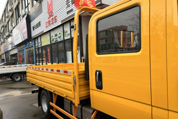 ������������+ ���� 2.5L���� 156���� ������6�� ��ɲ 3.2��˫�������ῨͼƬ