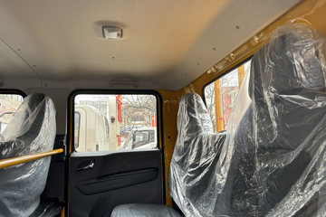 ������������+ ���� 2.5L���� 156���� ������6�� ��ɲ 3.2��˫�������ῨͼƬ