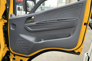 ������������+ ���� 2.5L���� 156���� ������6�� ��ɲ 3.2��˫�������ῨͼƬ