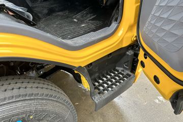 ������������+ ���� 2.5L���� 156���� ������6�� ��ɲ 3.2��˫�������ῨͼƬ