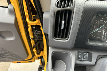 ������������+ ���� 2.5L���� 156���� ������6�� ��ɲ 3.2��˫�������ῨͼƬ