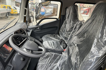 ������������+ ���� 2.5L���� 156���� ������6�� ��ɲ 3.2��˫�������ῨͼƬ