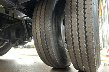 ������������+ ���� 2.5L���� 156���� ������6�� ��ɲ 3.2��˫�������ῨͼƬ