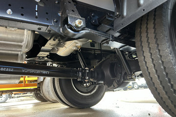 ������������+ ���� 2.5L���� 156���� ������6�� ��ɲ 3.2��˫�������ῨͼƬ