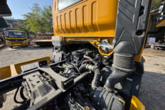 重汽HOWO统帅 170马力 4X2 法士特8档 清障车(龙牧双星牌) 重汽HOWO统帅 170马力 4X2 法士特8档 清障车(龙牧双星牌)