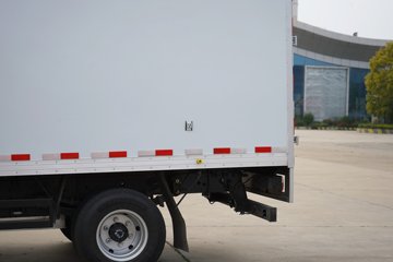 ����Ǭ��K6E ��ɲ 4.11�׵��Ŵ��綯��ʽ�Ῠ ����ʱ��120.27kWhͼƬ