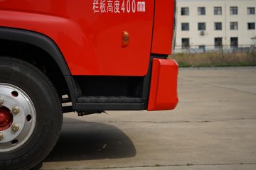 ����Ǭ��K6 180���� 2.5L���� 4X2 ��ʿ��6�� ���� 4.1����س�ͼƬ