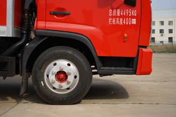 ����Ǭ��K6 180���� 2.5L���� 4X2 ��ʿ��6�� ���� 4.1����س�ͼƬ