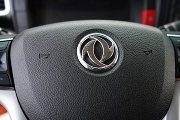 ����Ǭ��K6 180���� 2.5L���� 4X2 ��ʿ��6�� ���� 4.1����س�ͼƬ