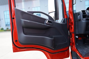 ����Ǭ��K6 180���� 2.5L���� 4X2 ��ʿ��6�� ���� 4.1����س�ͼƬ