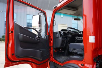 ����Ǭ��K6 180���� 2.5L���� 4X2 ��ʿ��6�� ���� 4.1����س�ͼƬ