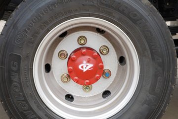 ����Ǭ��K6 180���� 2.5L���� 4X2 ��ʿ��6�� ���� 4.1����س�ͼƬ