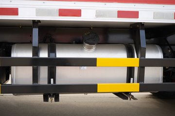 ����Ǭ��K6 180���� 2.5L���� 4X2 ��ʿ��6�� ���� 4.1����س�ͼƬ