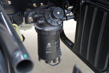 ����Ǭ��K6 180���� 2.5L���� 4X2 ��ʿ��6�� ���� 4.1����س�ͼƬ