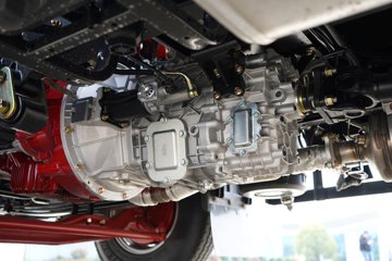 ����Ǭ��K6 180���� 2.5L���� 4X2 ��ʿ��6�� ���� 4.1����س�ͼƬ