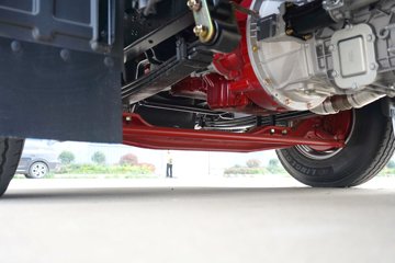 ����Ǭ��K6 180���� 2.5L���� 4X2 ��ʿ��6�� ���� 4.1����س�ͼƬ