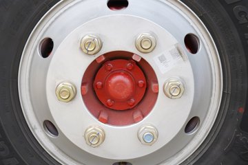 ����Ǭ��K6 180���� 2.5L���� 4X2 ��ʿ��6�� ���� 4.1����س�ͼƬ
