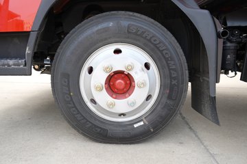 ����Ǭ��K6 180���� 2.5L���� 4X2 ��ʿ��6�� ���� 4.1����س�ͼƬ