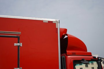 ����Ǭ��K6 180���� 2.5L���� 4X2 ��ʿ��6�� ���� 4.1����س�ͼƬ
